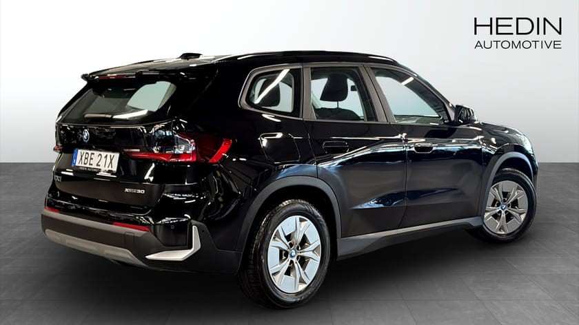 Bild 2 av BMW iX1 xDrive30 Värmare Carplay Dragkrok