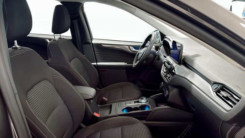Bild 3 av Ford Kuga Plug-In Hybrid AUTOMAT 2023 - Privat leasing