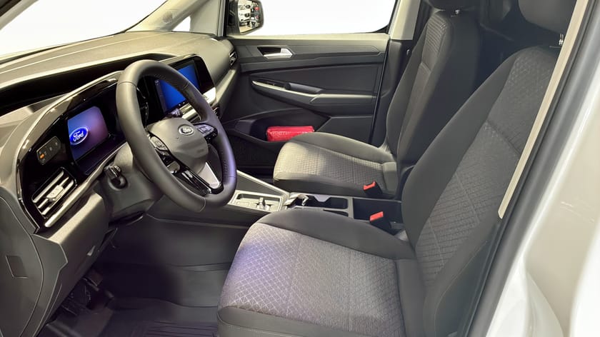 Bild 5 av Ford Transit Connect L2 LIMITED SKÅP 2.0 122 A FWD