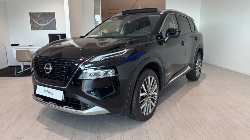Bild 1 av Nissan X-Trail e-4ORCE Tekna+ 7 säten LAGERIL MED OMGOENDE  LEVERANS!