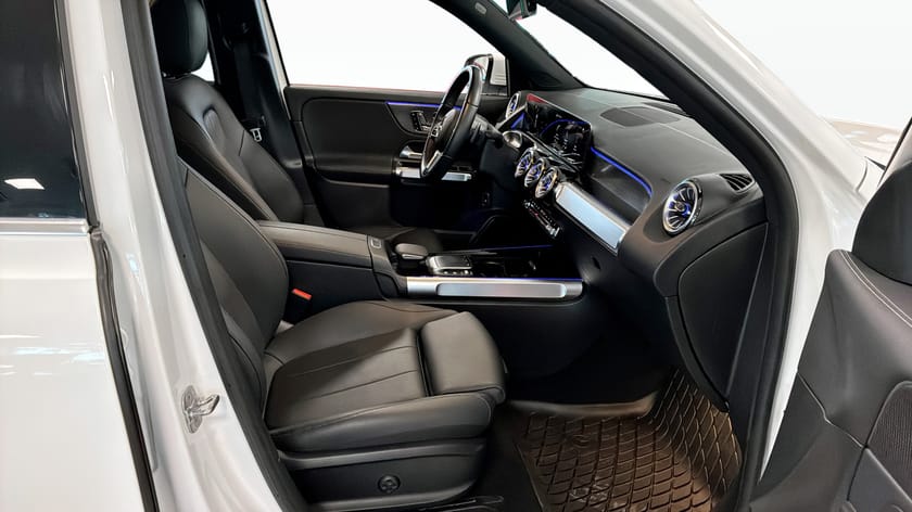 Bild 3 av Mercedes-Benz EQB 250+ Prog. Line|Värmare|Kamera|Skinn SOH 98,8 %
