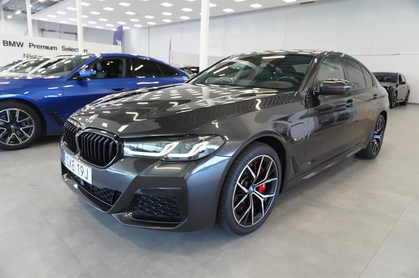 Bild 3 av BMW 545e xDrive Sedan M-Sport Pro Innov Edt DAP Drag Head-Up Leasebar