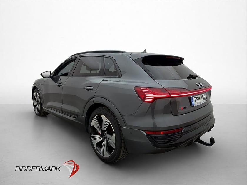 Bild 5 av Audi Q8 55 e-tron quattro S-Line Pano 360° B&O Matrix Drag