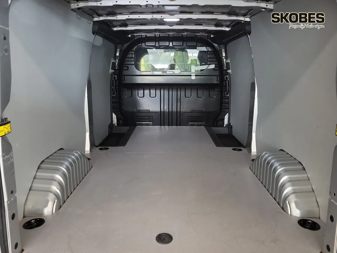 Maxus e-Deliver 7