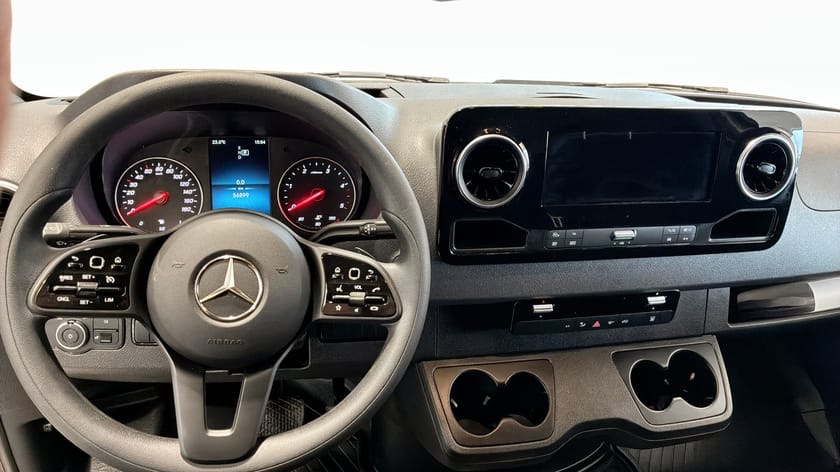 Bild 4 av Mercedes-Benz Sprinter 319 CDI 4x4 Panel Van SKÅP A2