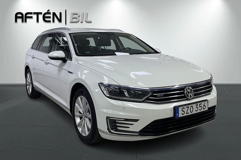 Bild 4 av Volkswagen Passat Variant GTE 1.4 TSI - Backkamera, Drag, Digital Cockpit