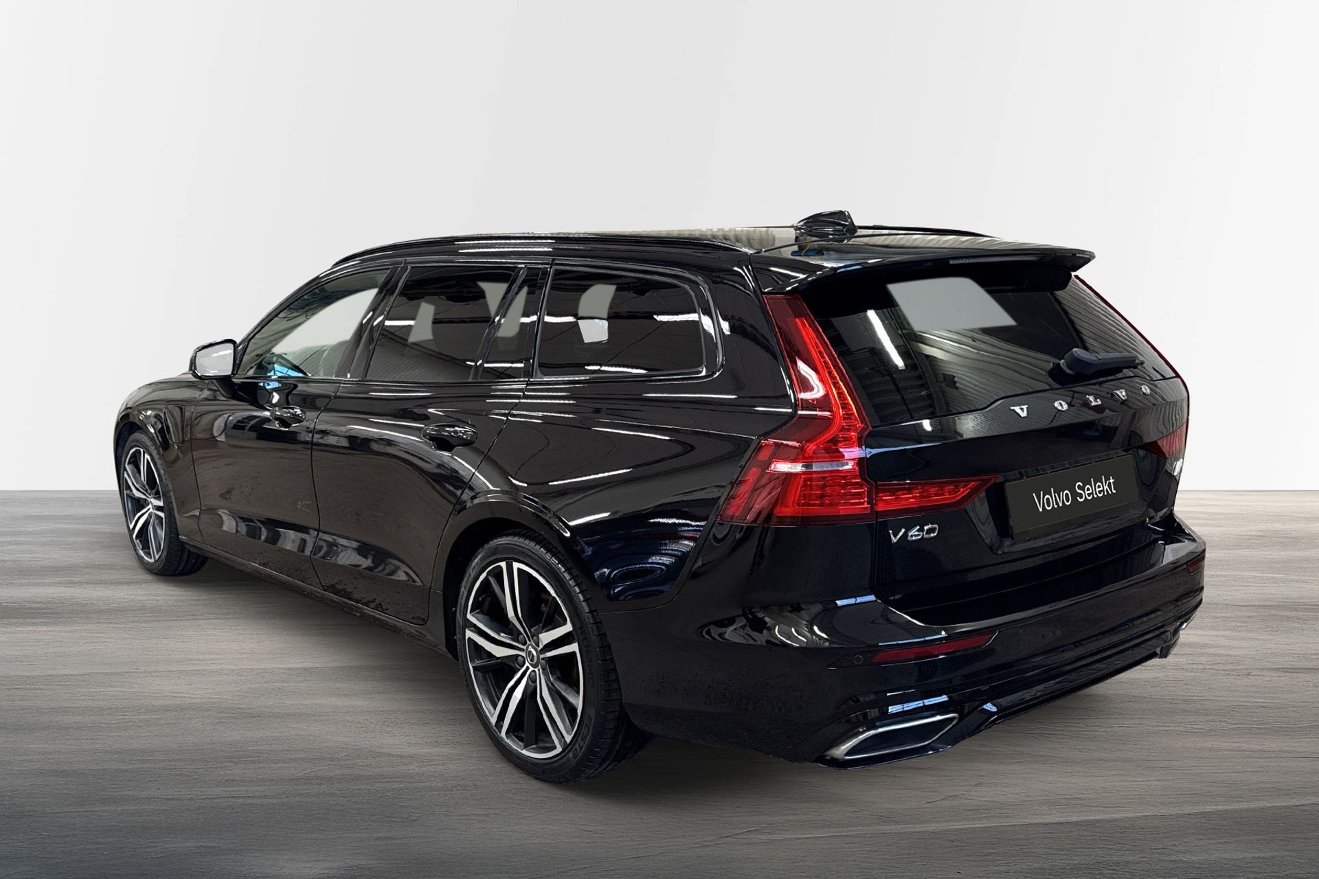 Volvo V60 Recharge T8 R-Design 2021, bild 2/10