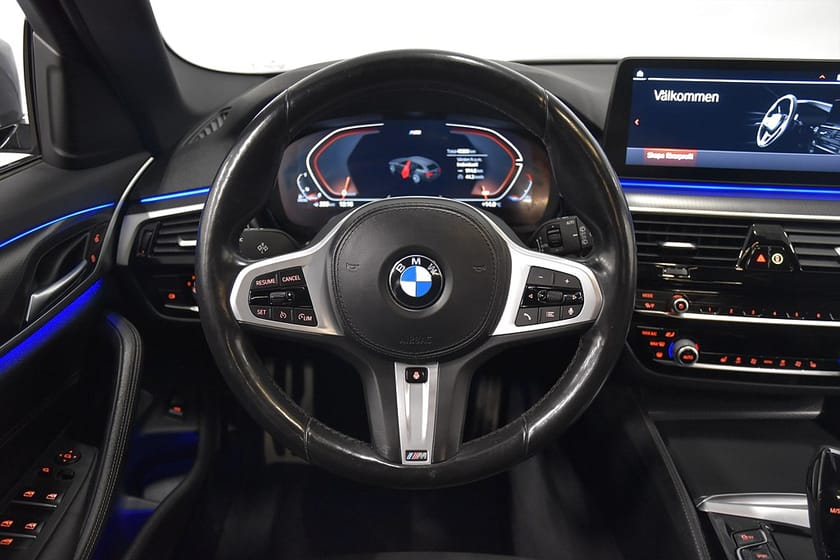 Bild 2 av BMW 520d xDrive Touring M-Sport Drag D-Värm Rattv Navi Skinn 190hk