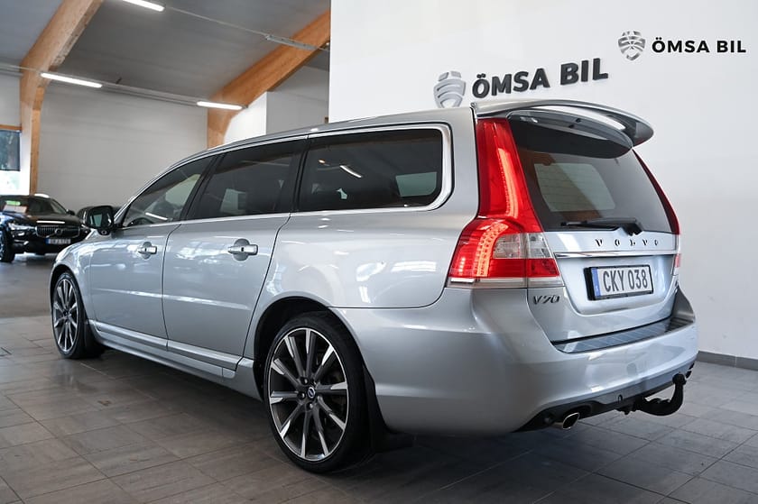Bild 5 av Volvo V70 D5 AWD Summum Taklucka BLIS Adapt Farth NYBES 215hk