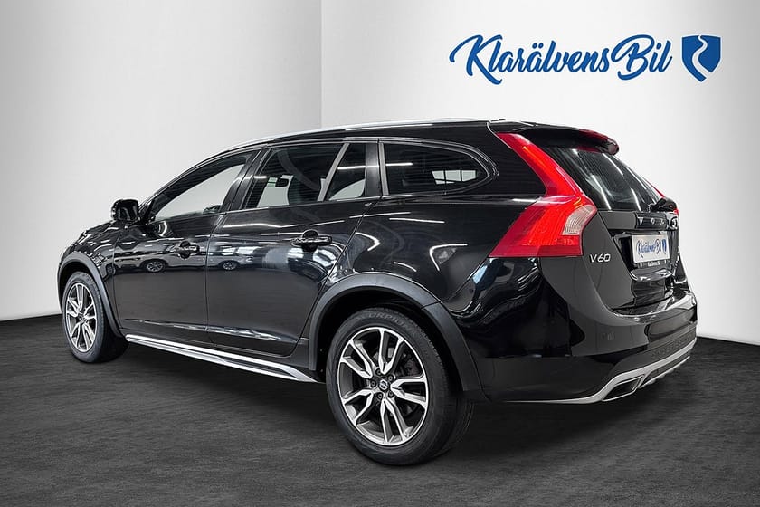 Bild 3 av Volvo V60 Cross Country D4 AWD Geartronic Summum Euro 6 (190hk) Navi VoC 1ägare