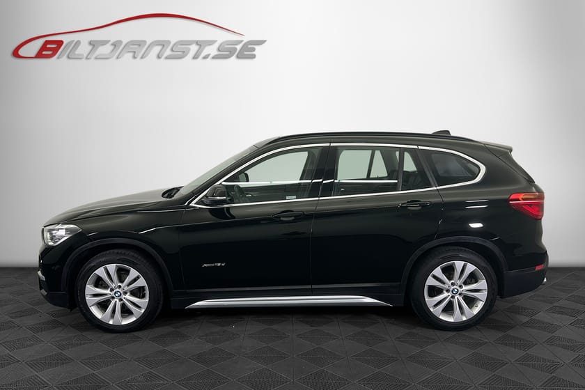 Bild 2 av BMW X1 xDrive18d Drag Pano H/K