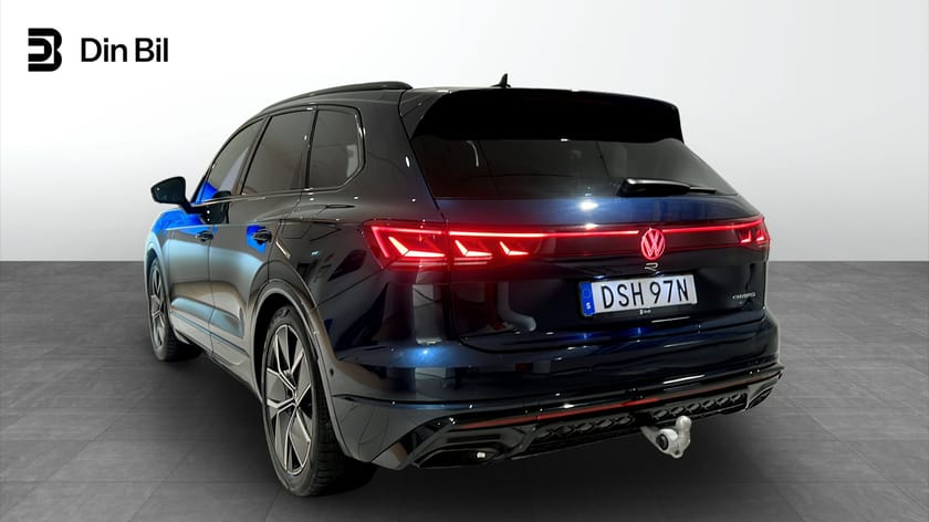 Bild 3 av Volkswagen Touareg R eHybrid 4M Luftfjädring/Drag/Läder/Pano