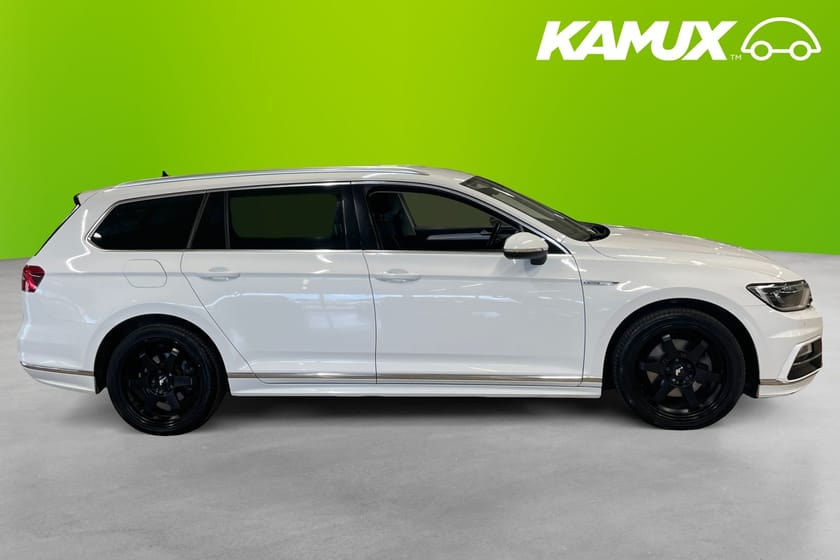 Bild 2 av Volkswagen Passat Sportscombi 2.0 TDI 4Motion 190hk R-Line Värmare Drag