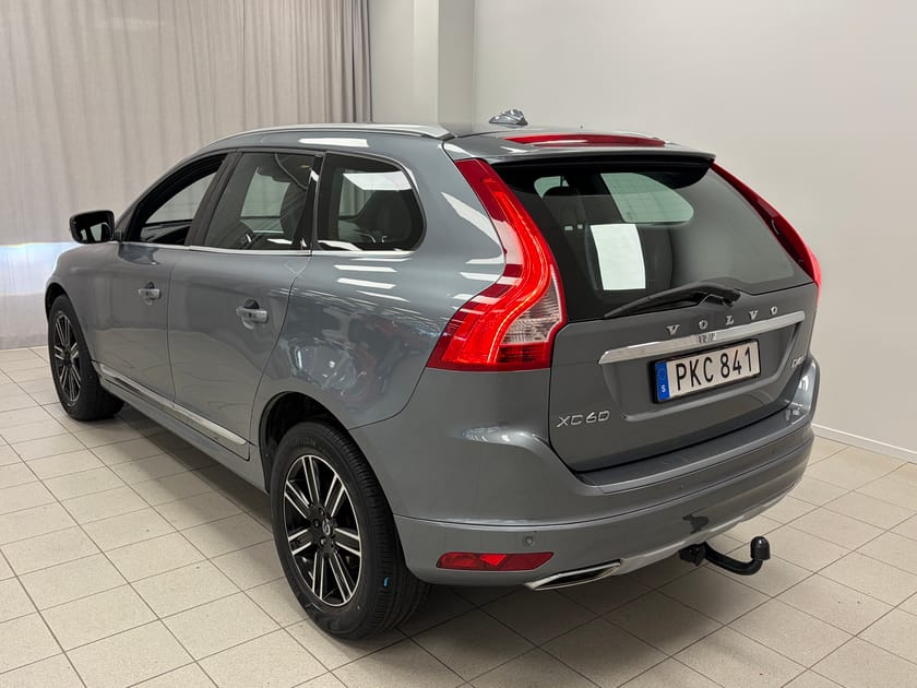 Bild 3 av Volvo XC60 D4 AWD Classic Summum | Drag | Parkeringskamera bak