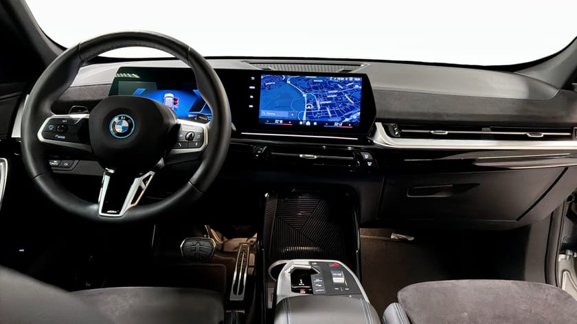 Bild 4 av BMW X1 xDrive25e M SPORT | DRAG | RATTVÄRME