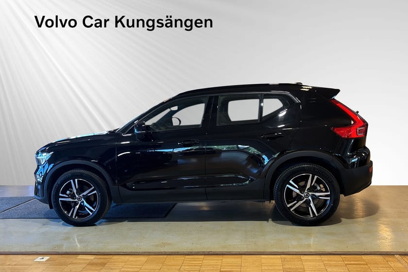 Bild 3 av Volvo XC40 B4 FWD Bensin Plus Dark
