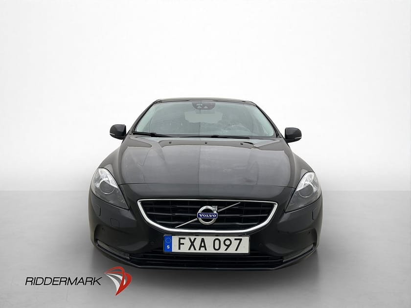 Bild 2 av Volvo V40 D3 150hk Summum Pano VOC Kamera Navi