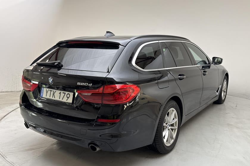Bild 3 av BMW 520d Touring 520 Touring, G31 (190hk) GPS Drag B-Kam