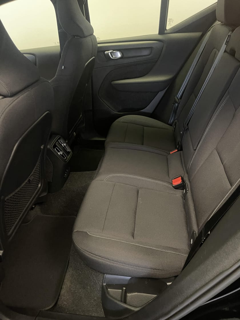 Bild 5 av Volvo XC40 Recharge Single Motor Core / Dragkrok / Navigation / Klimatpaket /