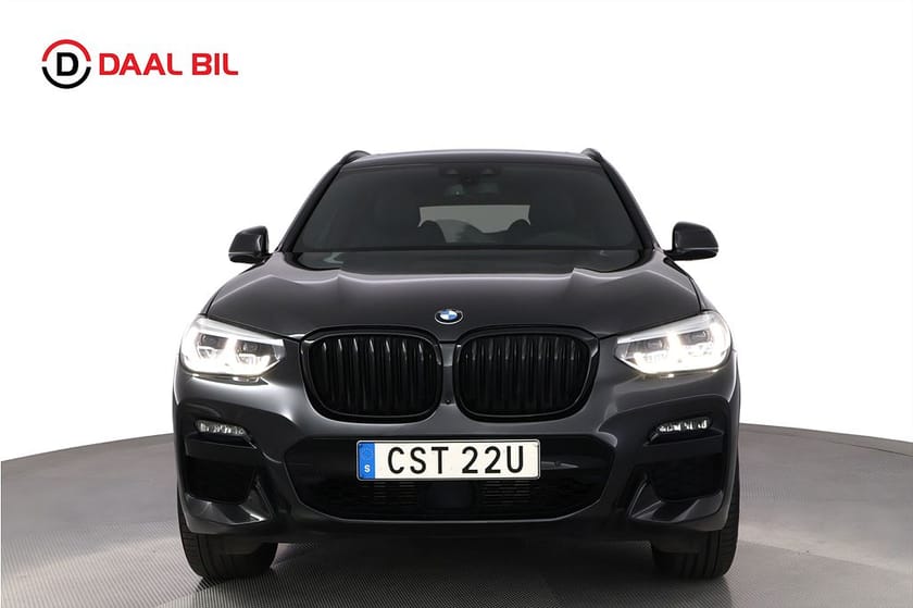 Bild 2 av BMW X3 xDrive30e 292HK M-SPORT PANO H/K® 3D-VIEW DRAG HUD NFC