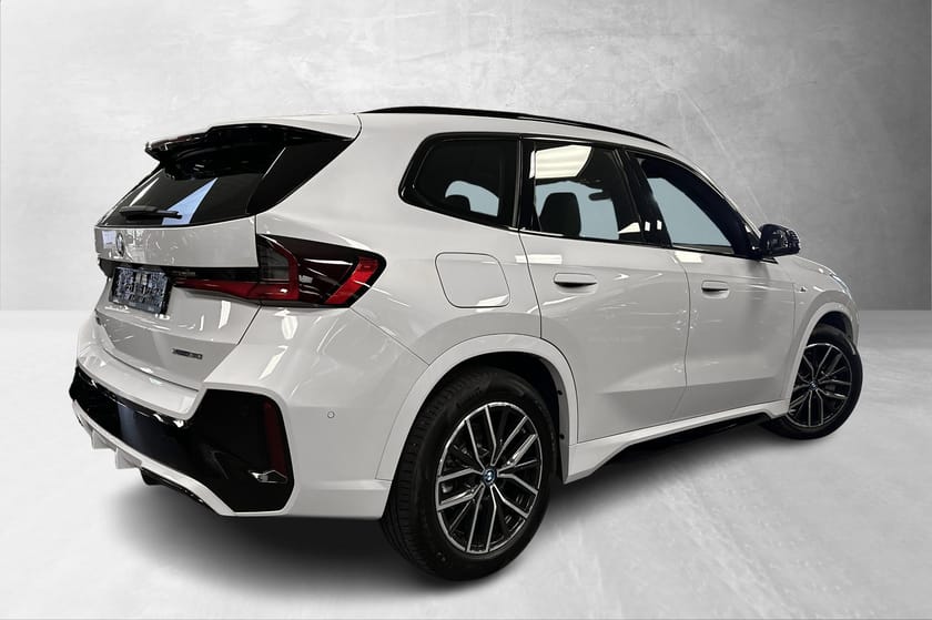 Bilde 3 av BMW iX1 xDrive30
