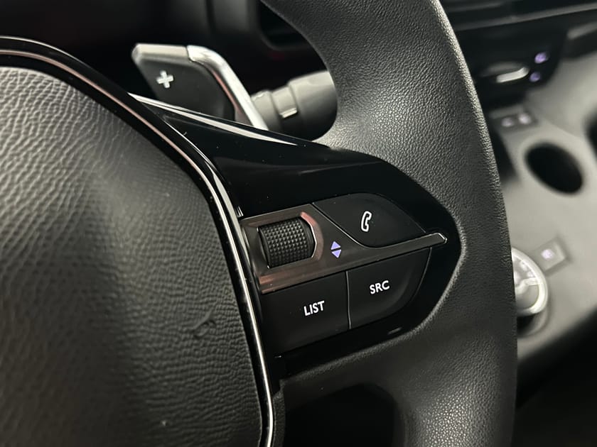 Bild 5 av Peugeot Partner Utökad Last PRO+ L2 130HK | NORDIC PACK | NY KAMREM