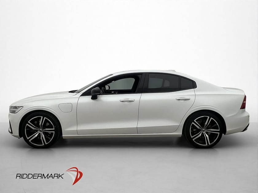 Bild 4 av Volvo S60 T8 AWD R-Design H/K Pano Kamera Navi BLIS Carplay