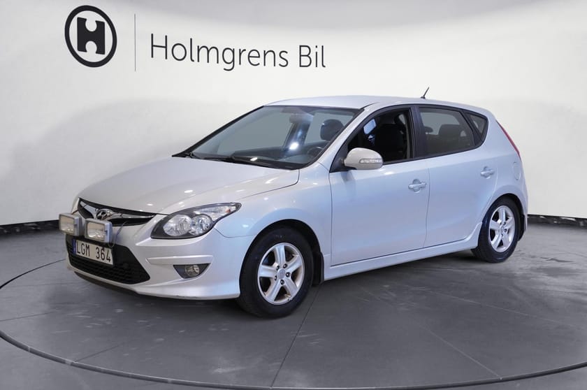Bild 1 av Hyundai i30 5d 1.6 CRDi 116hk Business Dragkrok