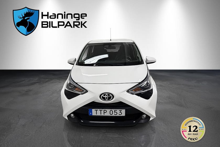 Bild 3 av Toyota Aygo 5-DR 1.0 PLAY SUPERDEAL 3.95% / B-KAM / BT / LÅGMILAD