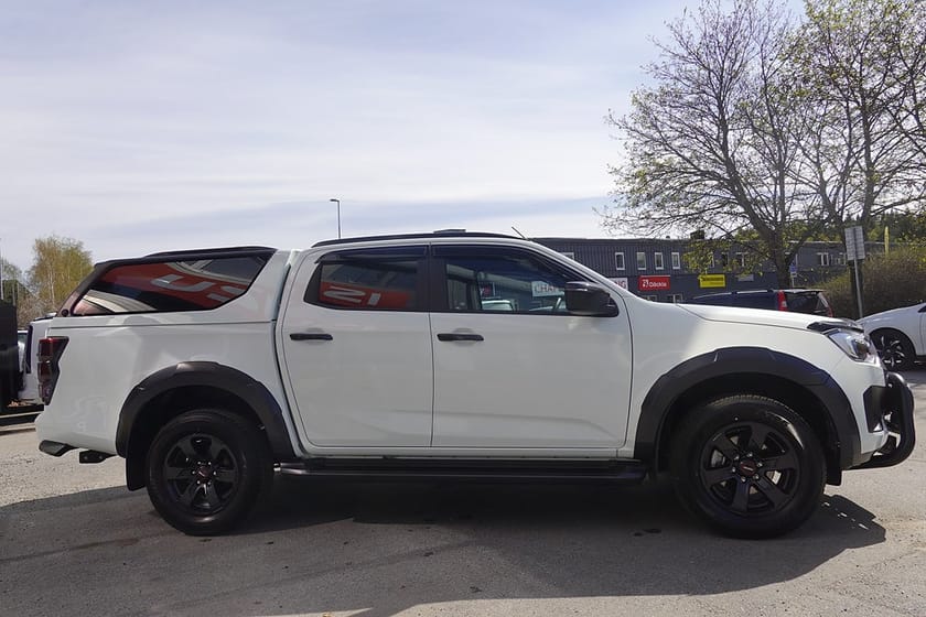 Bild 3 av Isuzu D-Max Crew Cab XRX |4219:-skatt| 3.995:-/mån Facelift | OMG LEV