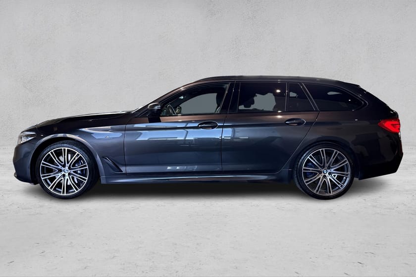 Bilde 2 av BMW 540i xDrive Touring