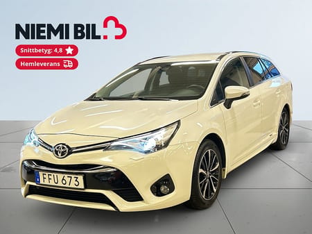 Toyota Avensis Kombi 1.8 Valvematic Drag/Kamera/Värmare/Navi/SoV-Däck