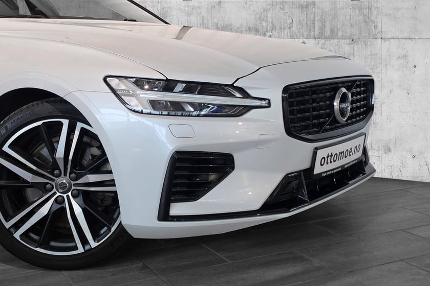 Bilde 2 av Volvo V60 T6 R-Design AWD | 360 Kamera | H.feste | H&K Lyd