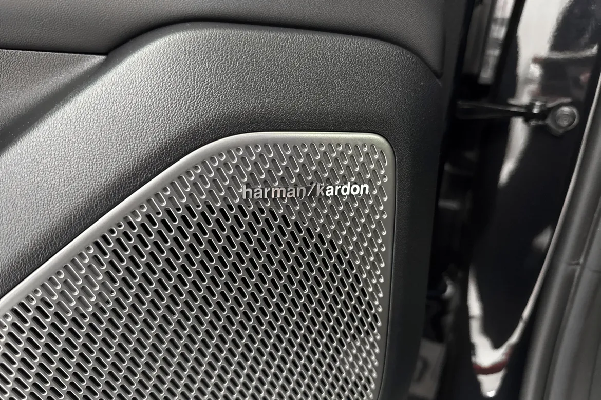 picture of a car