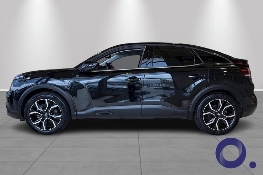Bilde 1 av Citroën ë-C4 Shine 136 hk/ Skinn / Massasje / LAV KM/