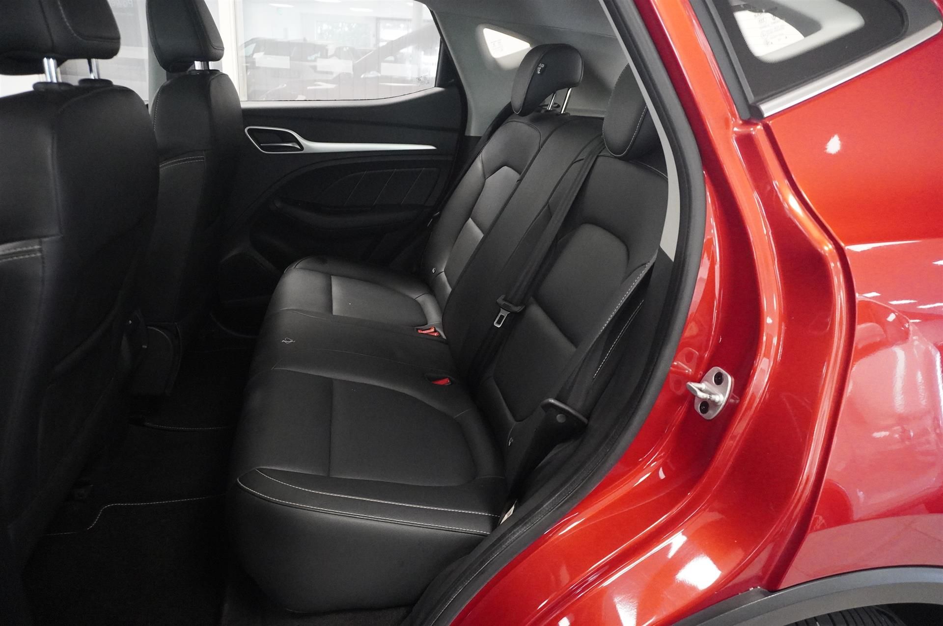 MG ZS Luxury 45kWh Pano Elstol 360-Kam 2021, bild 7/10