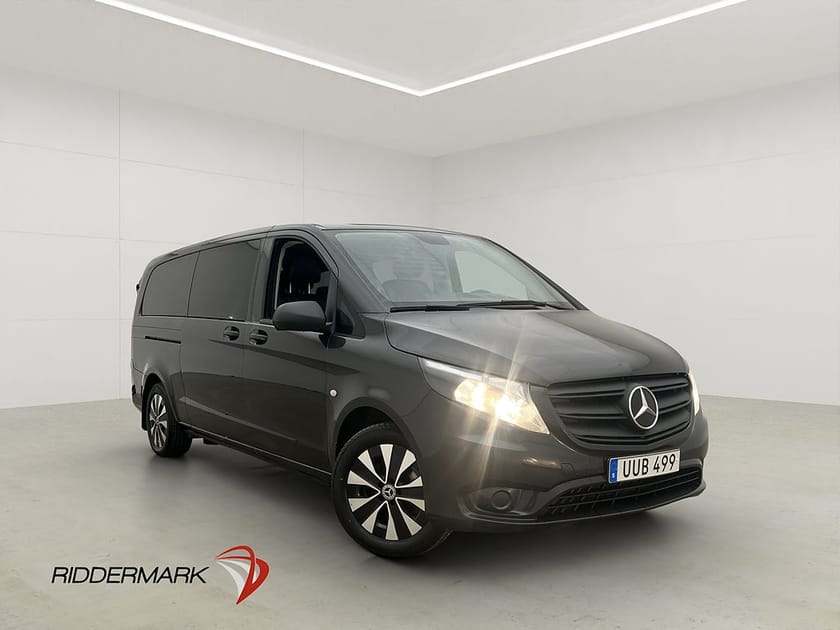 Bild 1 av Mercedes-Benz Vito Tourer 116 CDI 4x4 3.2t X-Lång 9-Sit Värm Skinn