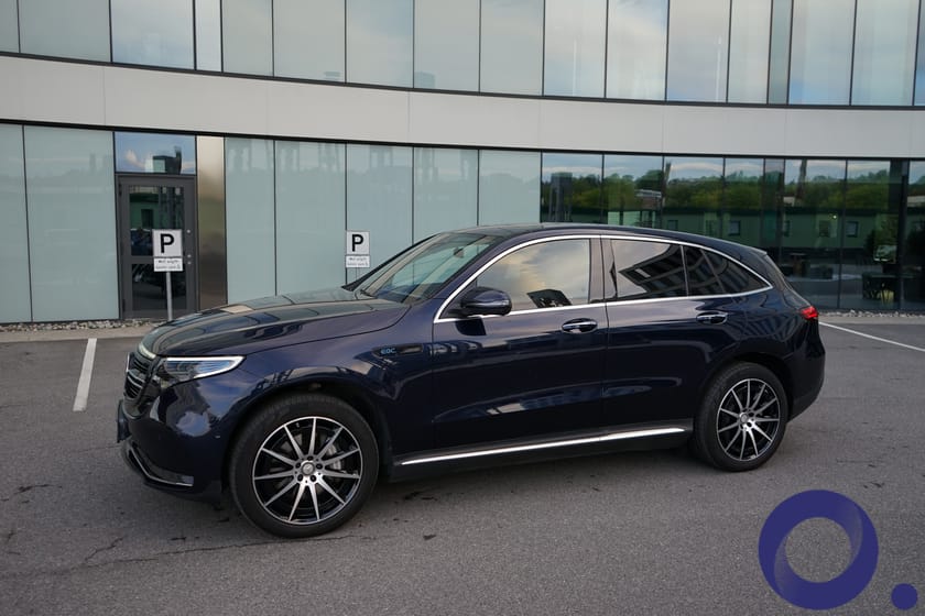 Bilde 2 av Mercedes-Benz EQC 400 4MATIC AMG / premium plus - mye utstyr !