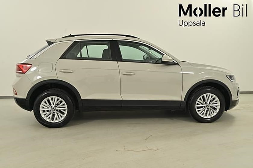 Bild 5 av Volkswagen T-Roc 1.0 TSI 110hk. Eluppvärmda framstolar