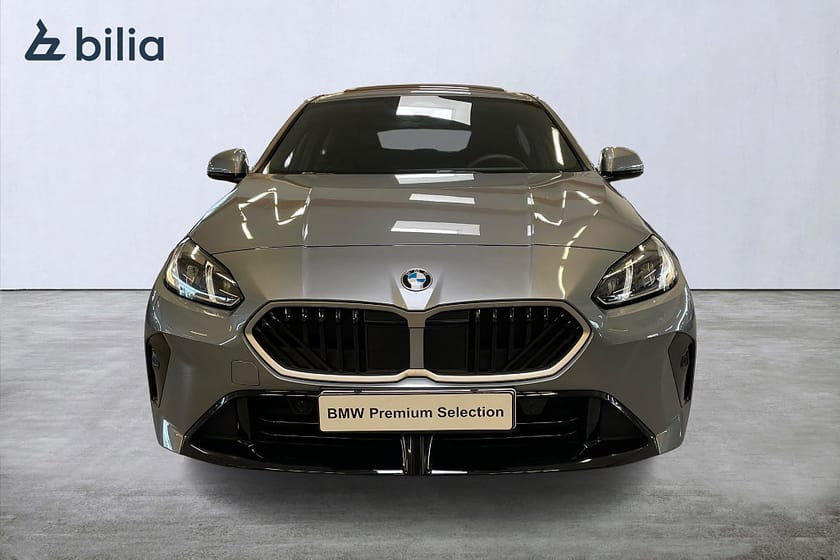 Bild 5 av BMW 120 M Sport Panorama Harman Kardon Driving Assistant Plus