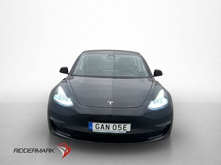 Tesla Model 3 Performance
