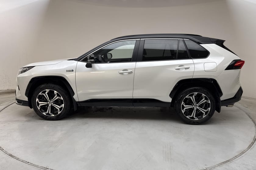 Bild 2 av Toyota RAV4 Plug-in Hybrid 2.5 AWDi Style Premiumpaket