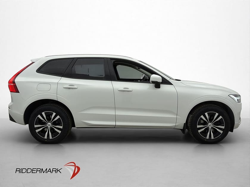 Bild 4 av Volvo XC60 B5 250hk Momentum CarPlay Sensorer Värmare