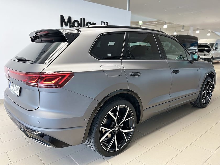 Bild 3 av Volkswagen Touareg R-LINE 3.0 V6 TDI 4M I Pano I FINAL EDITION