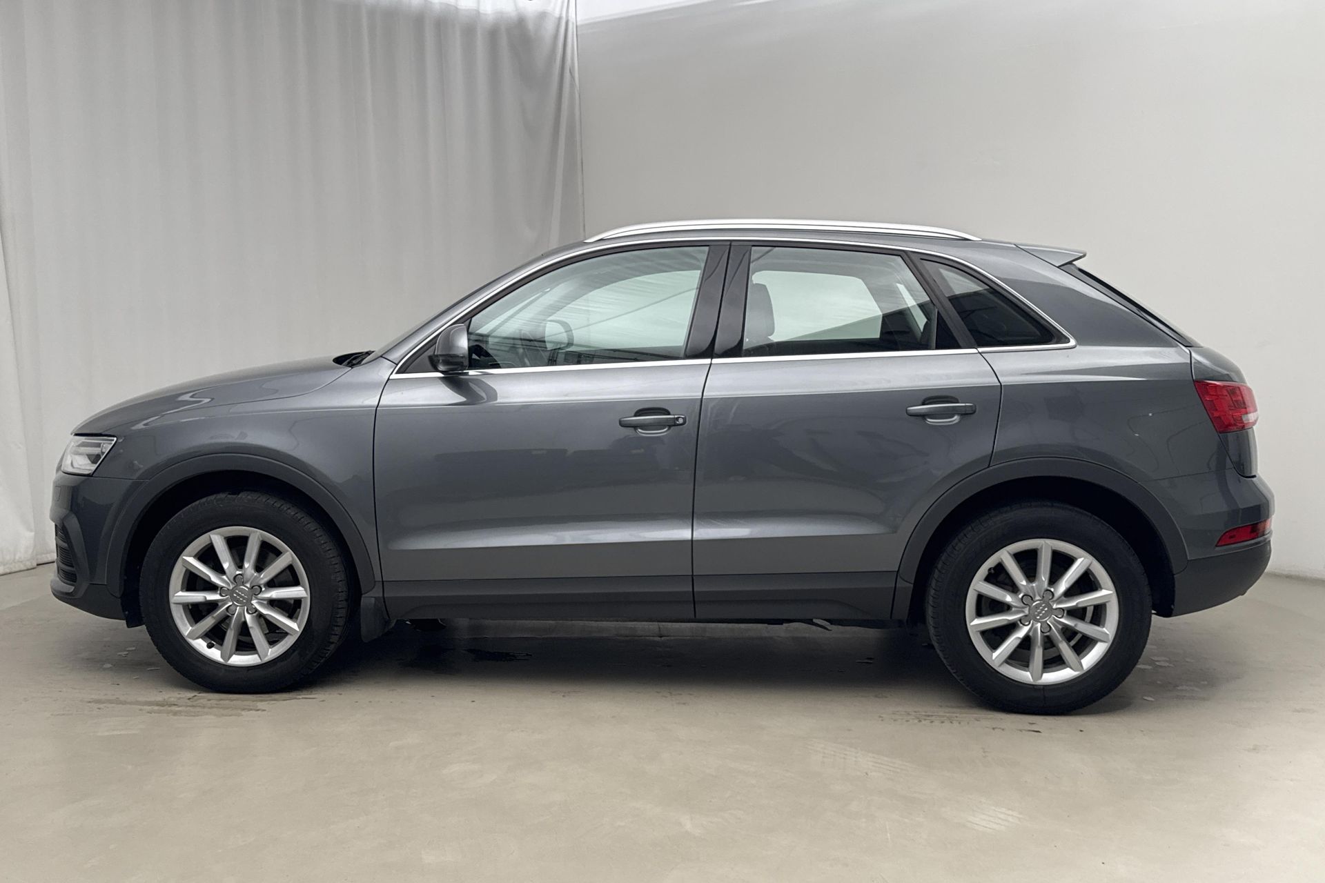 Audi Q3 2.0 TDI quattro 2016, photo 2/10