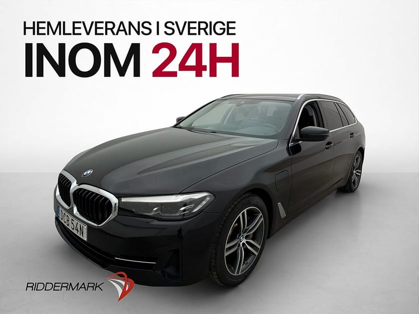Bild 3 av BMW 530e xDrive Touring 292hk Cockpit Hifi Skinn Kamera Drag
