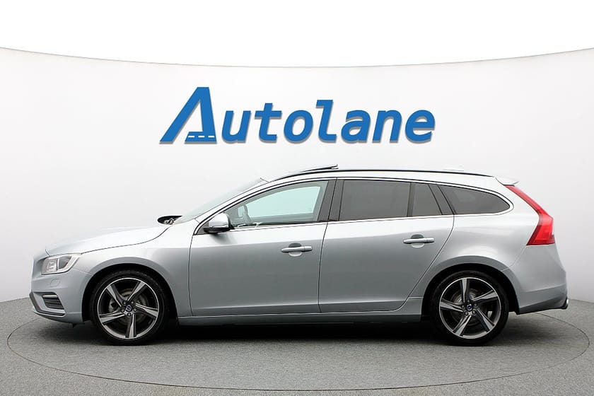 Bild 5 av Volvo V60 T3 R-Design Taklucka, Adaptiv, Minne, Drag 150hk