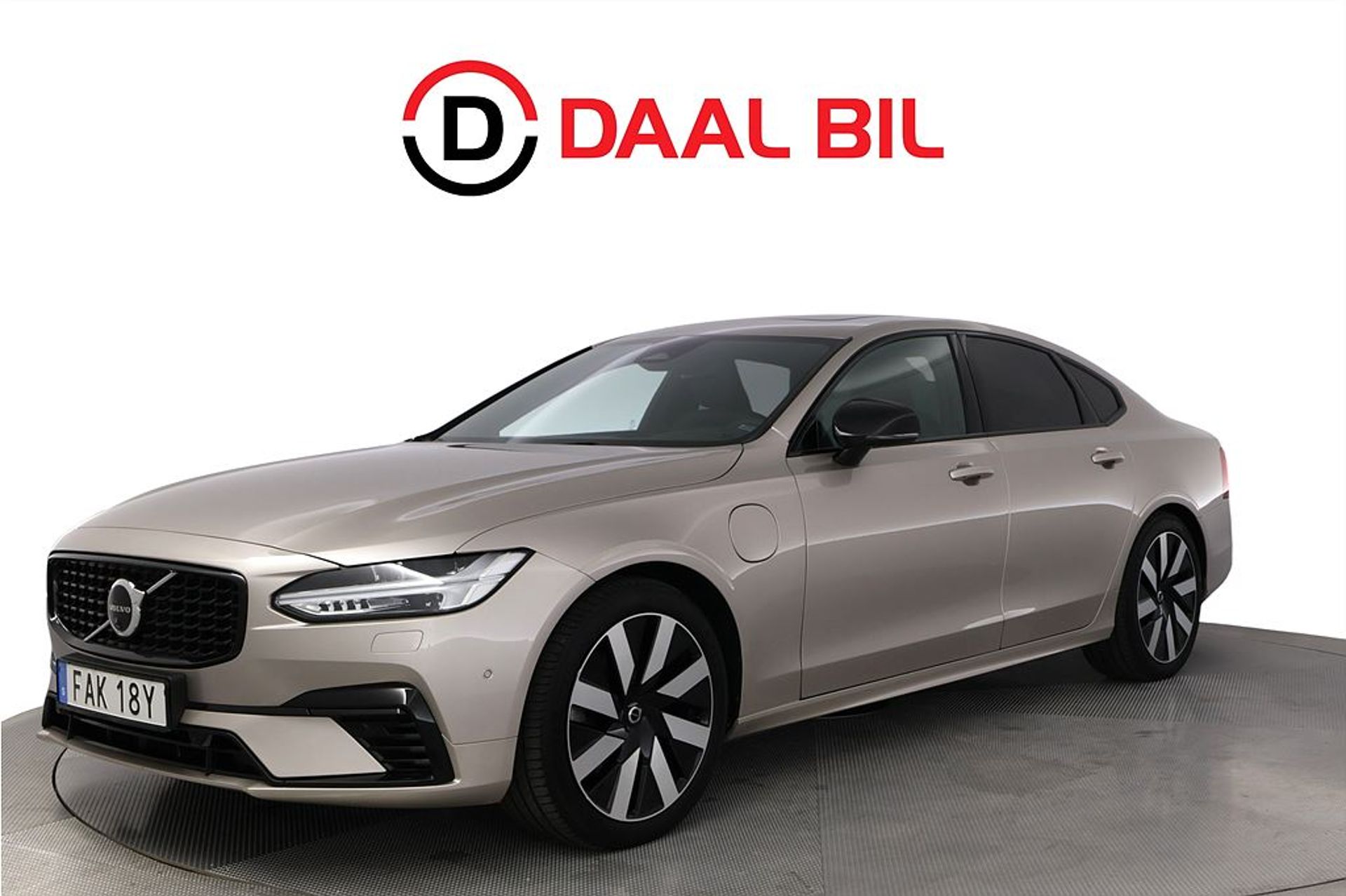 Volvo S90