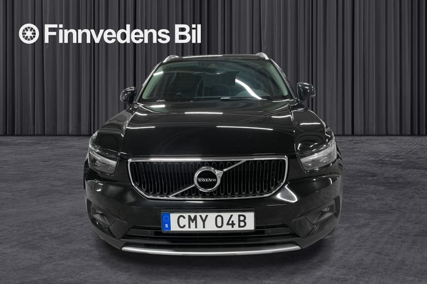 Bild 2 av Volvo XC40 B4 FWD Bensin Momentum Advanced Edt
