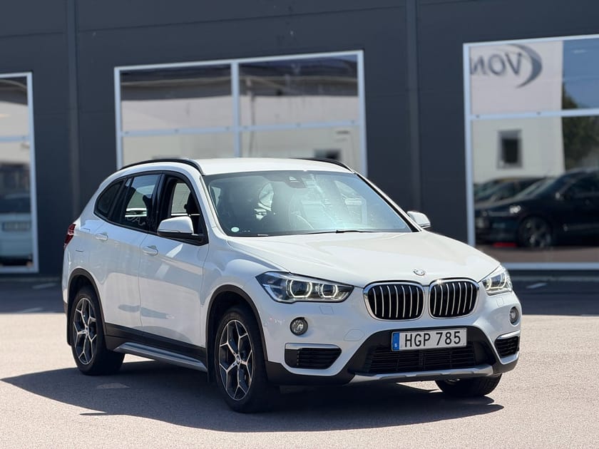 Bild 4 av BMW X1 xDrive20d Steptronic xLine Drag B-Kamera